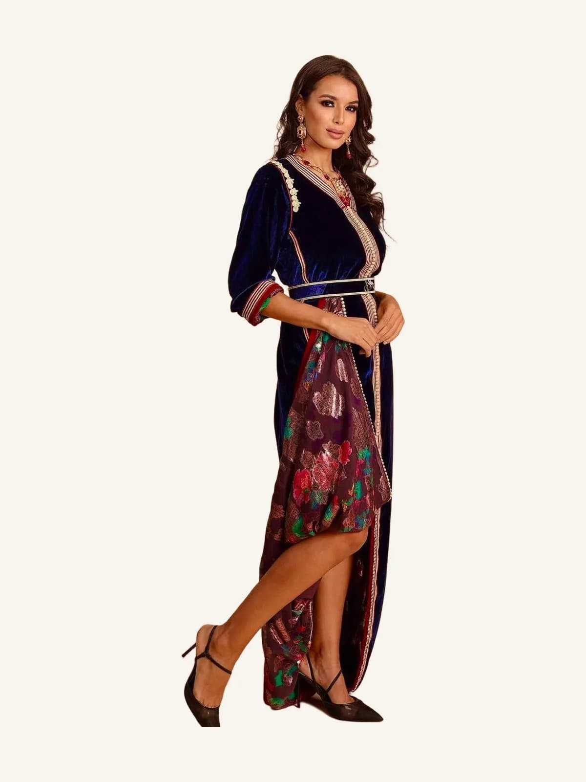 Caftan Majestueux en Velours Bleu Marine & Tlija de Soie – 100% Fait Main