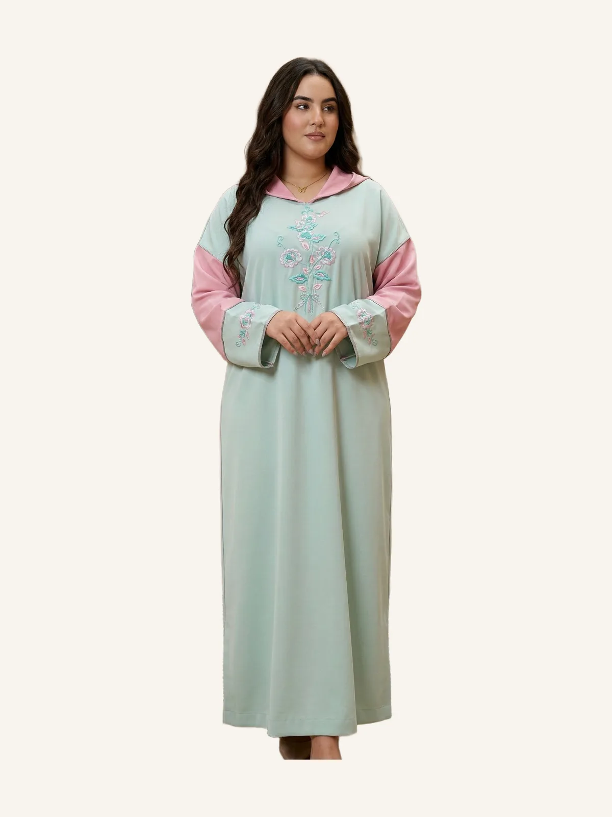 Djelaba en broderie fait main